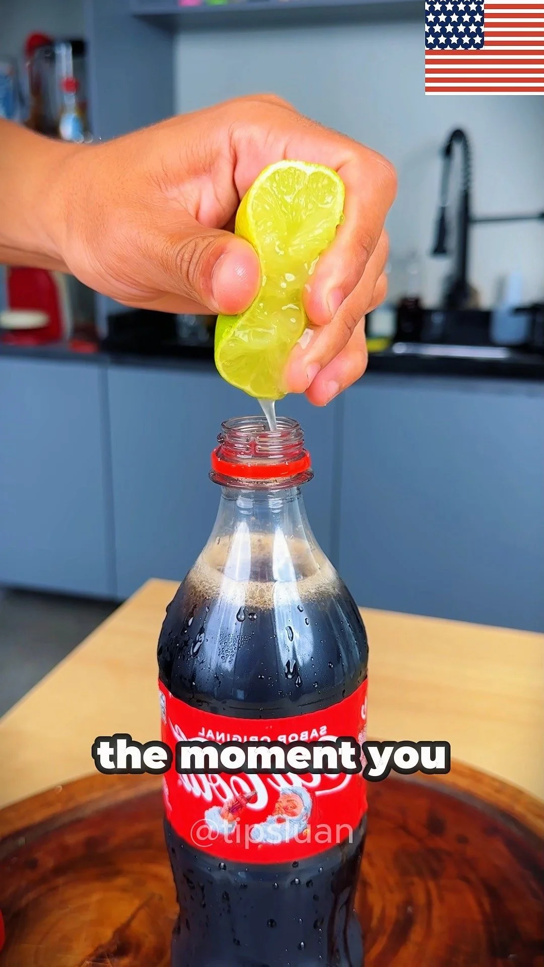 How to Shine Pans Like New with Lemon and Coca-Cola 1 Shiny cookware after using lemon and Coca-Cola for cleaning pans