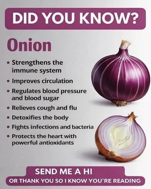 Powerful Health Benefits of Onions 1 Onions showcasing their powerful health benefits for better immunity and heart health.