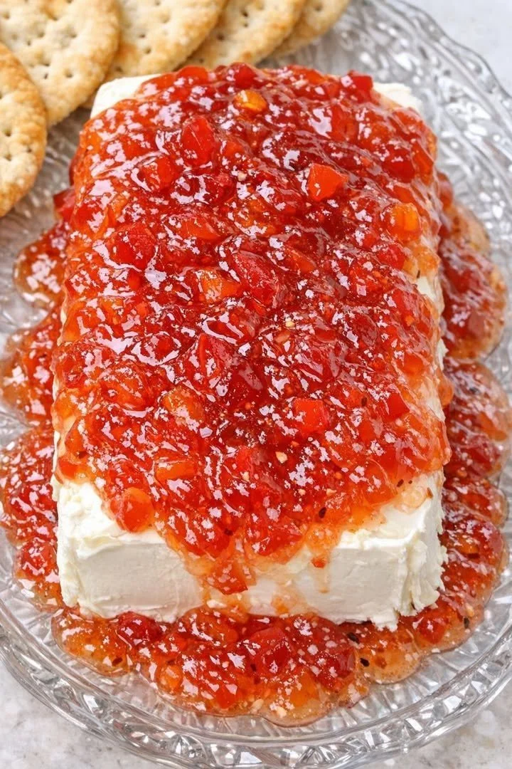 Three-Ingredient Easy Recipe for Homemade Dish 1 Easy three-ingredient recipe for a delicious homemade dish